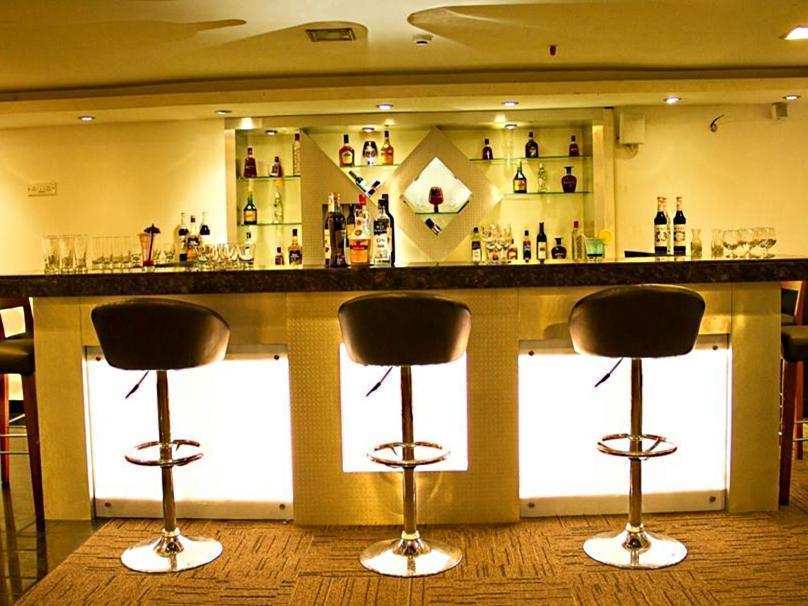 Hotel Marina Inn Egmore Madras Buitenkant foto