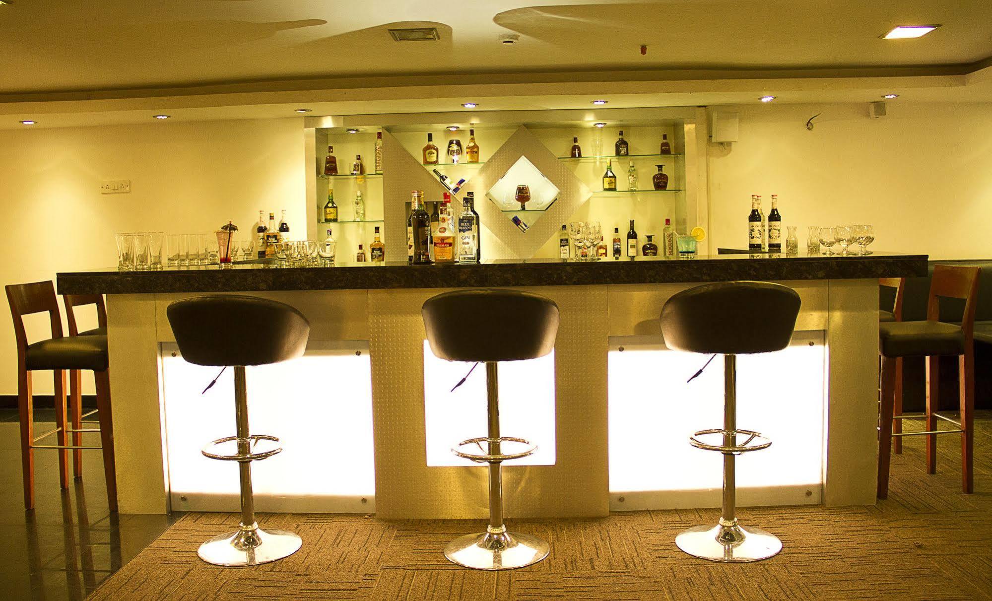 Hotel Marina Inn Egmore Madras Buitenkant foto
